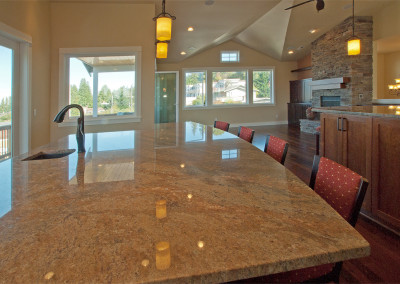Ekrem countertop of Indian Parana granite